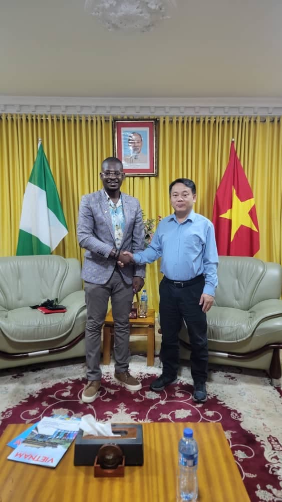 Greeting the Ambassador at the Embassy of Vietnam in Abuja